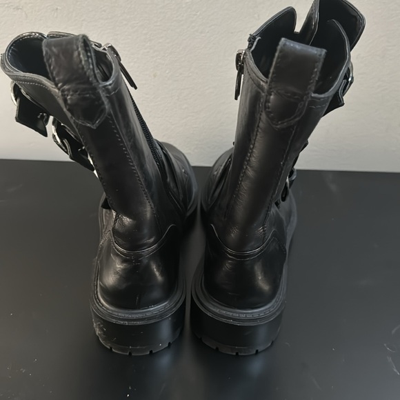 New Vince Camuto Frishea Bootie 6.5 - Picture 2 of 5